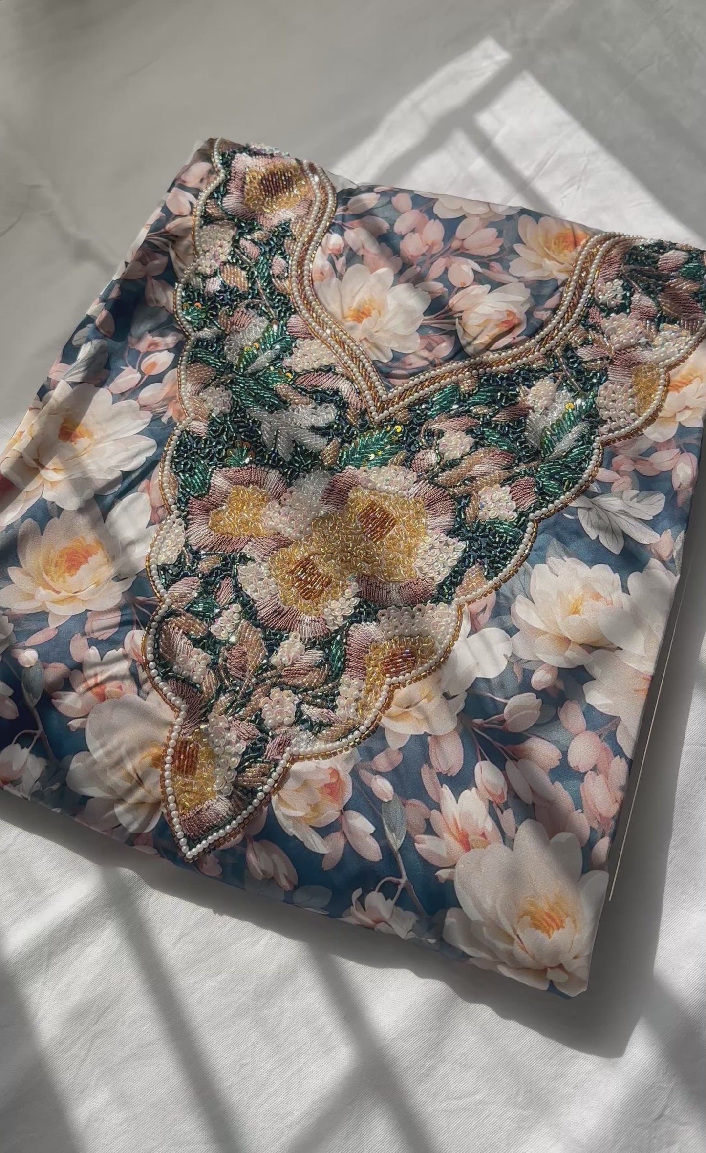MUKHAWAR UNSTITCHED