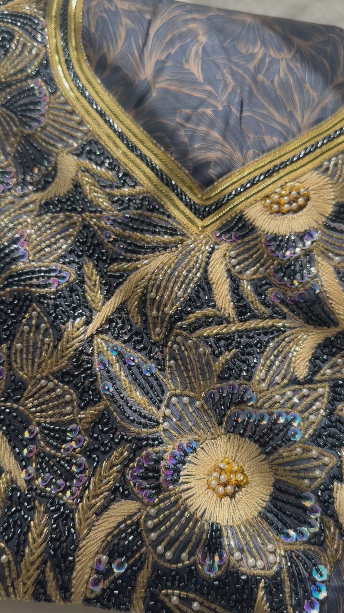 MUKHAWAR UNSTITCHED